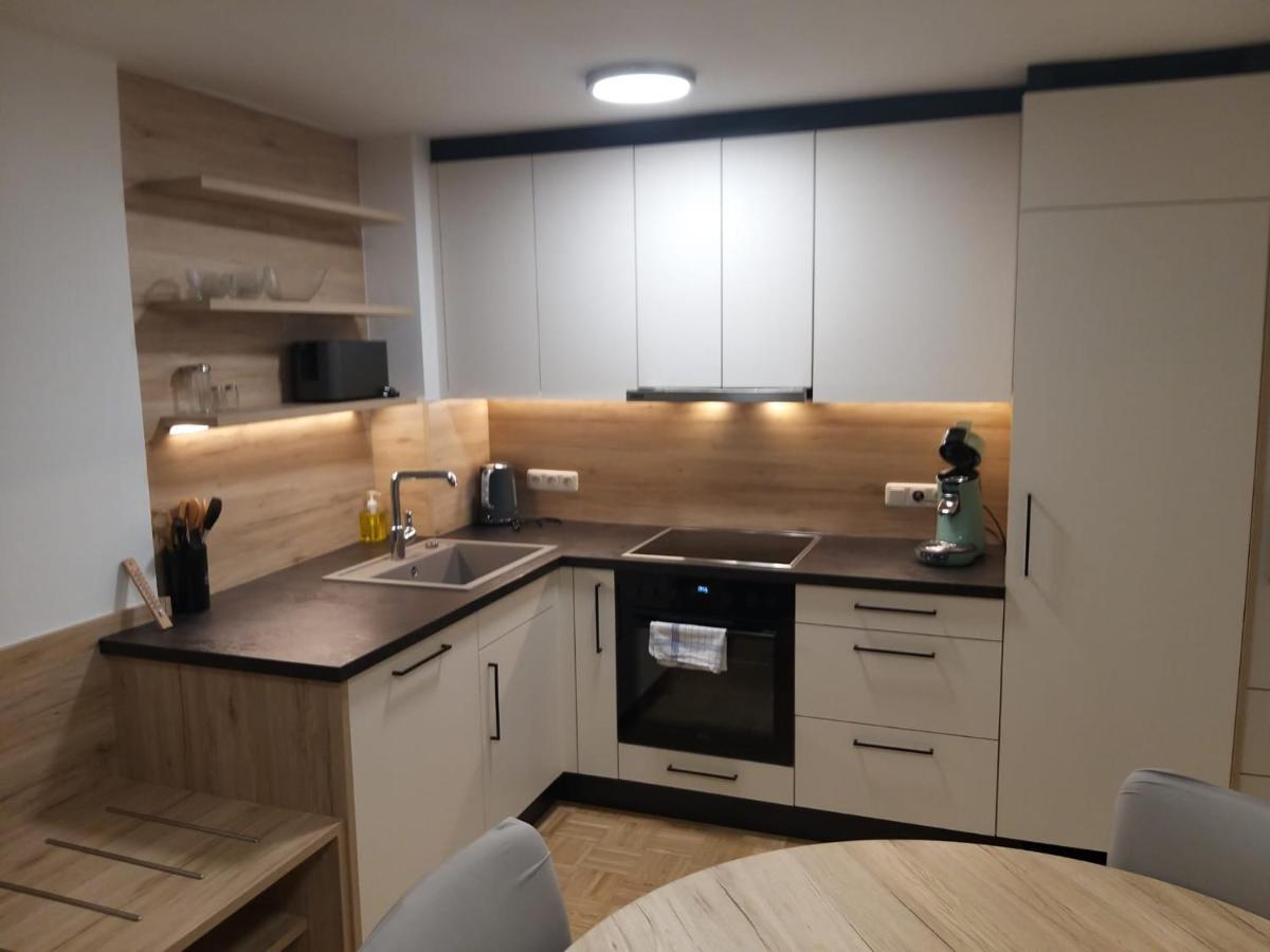 Modern Apartment, Full Kitchen, For 6 グムンデン エクステリア 写真