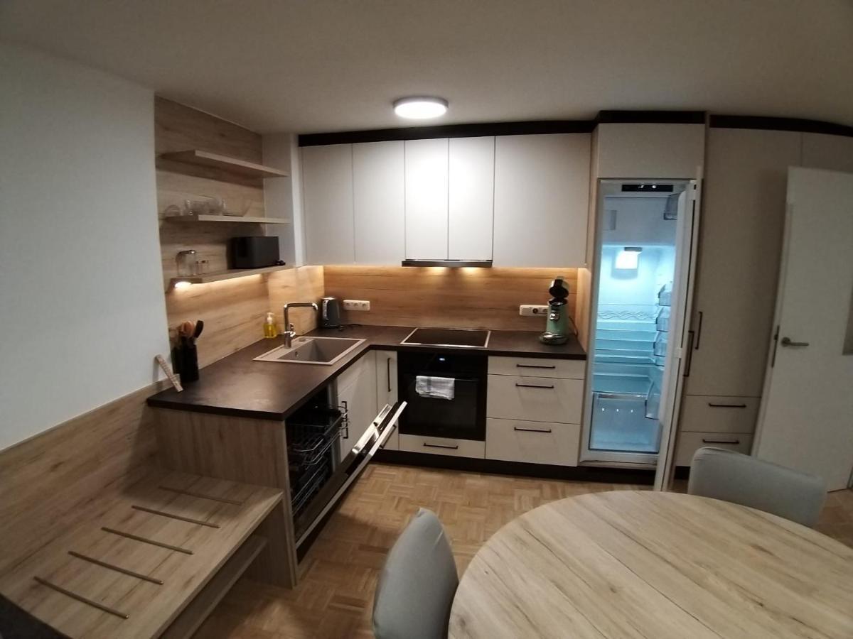 Modern Apartment, Full Kitchen, For 6 グムンデン エクステリア 写真