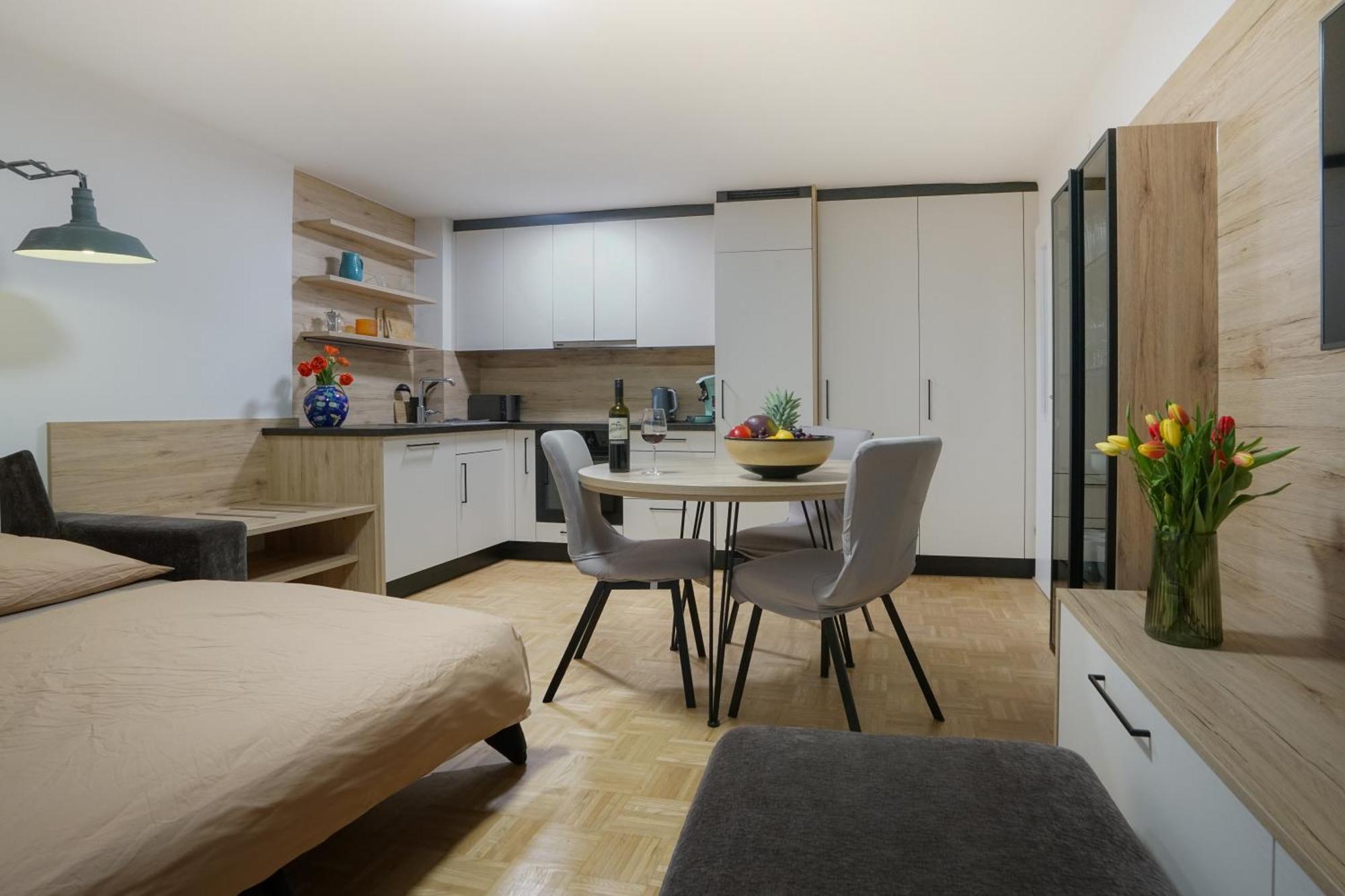 Modern Apartment, Full Kitchen, For 6 グムンデン エクステリア 写真