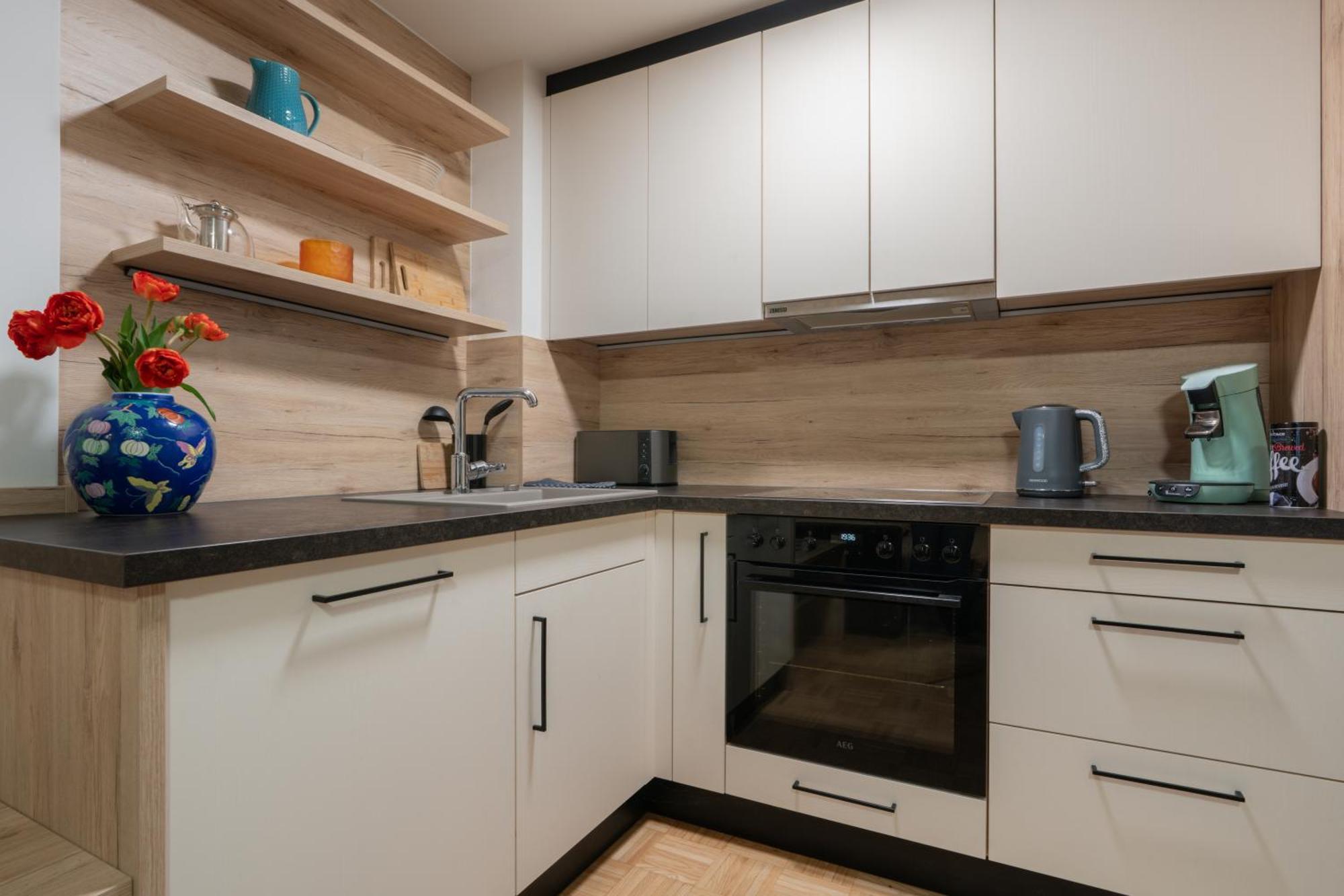 Modern Apartment, Full Kitchen, For 6 グムンデン エクステリア 写真